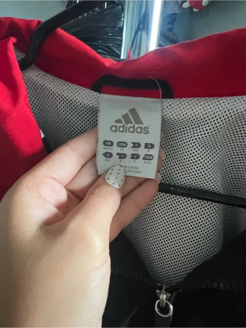 adidas logo stripe